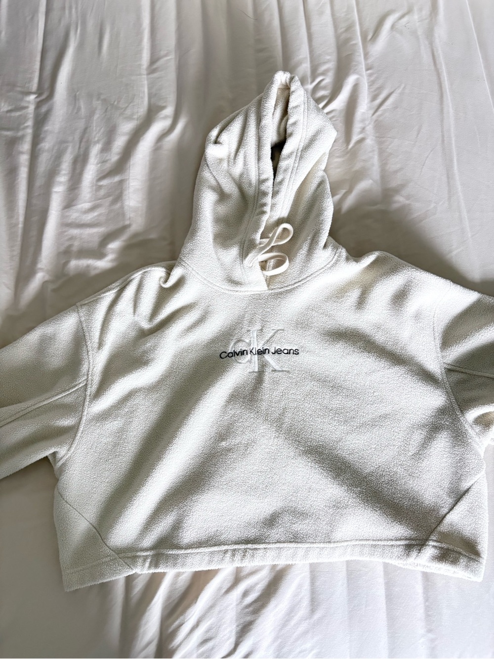 Calvin Klein Jeans beige Cropped Pullover Hoodie